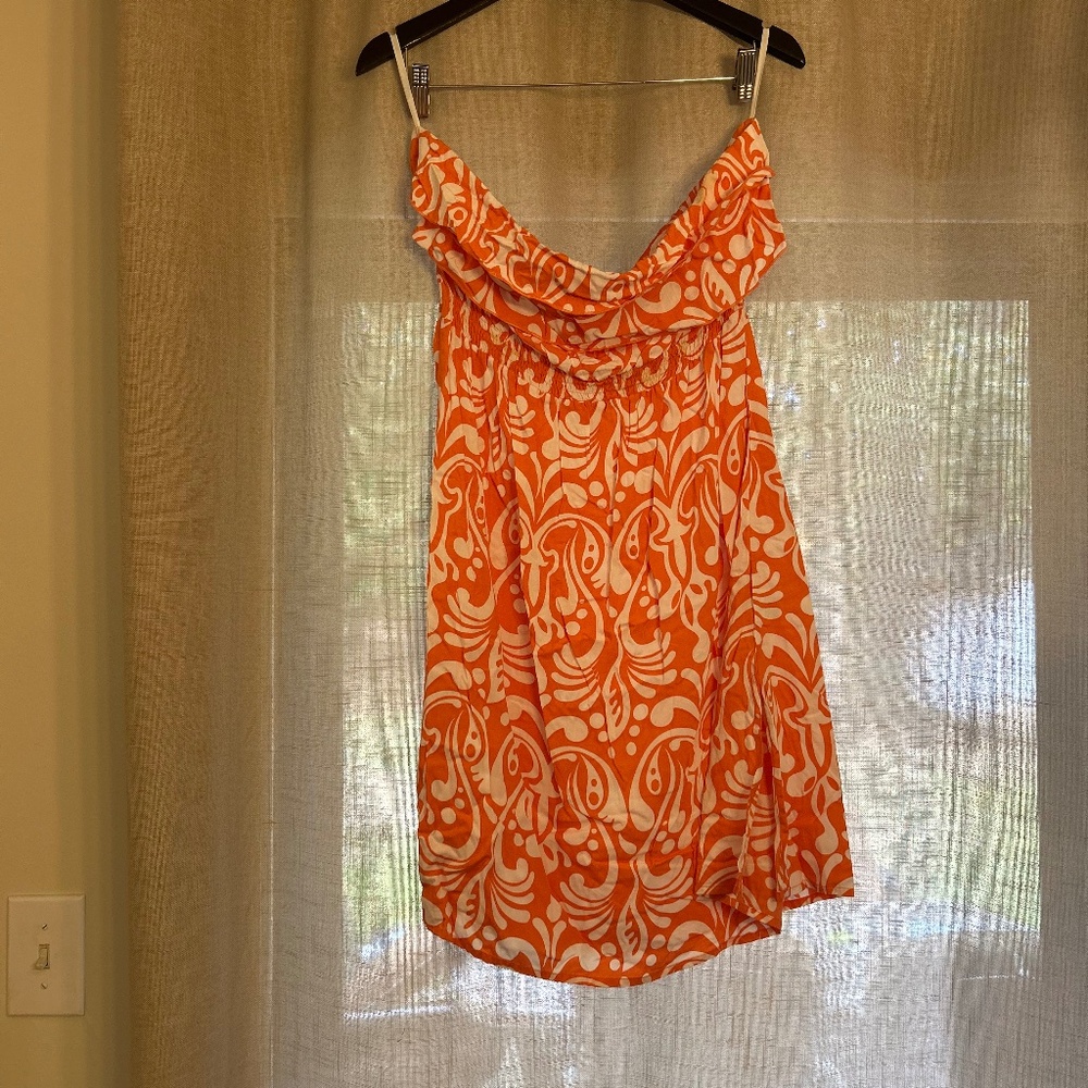 Escapada orange and white dress